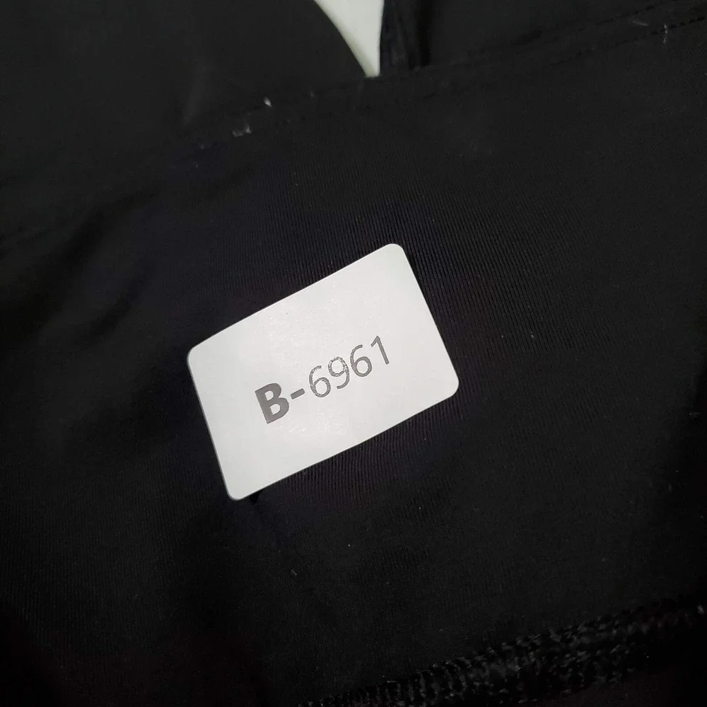 Lululemon Women‎ Activewear Pants 6 Black Hit It Leggings Cropped 22